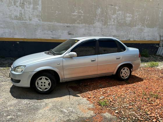 CHEVROLET CLASSIC 1.0 MPFI LS 8V FLEX 4P MANUAL